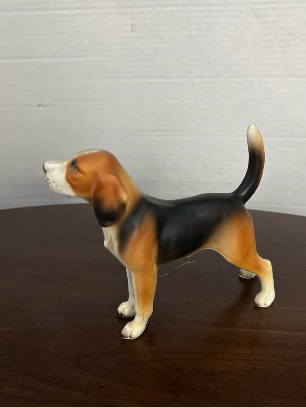 Lefton Tricolor Beagle cold- cast Ceramic Figurine in Black Brown White